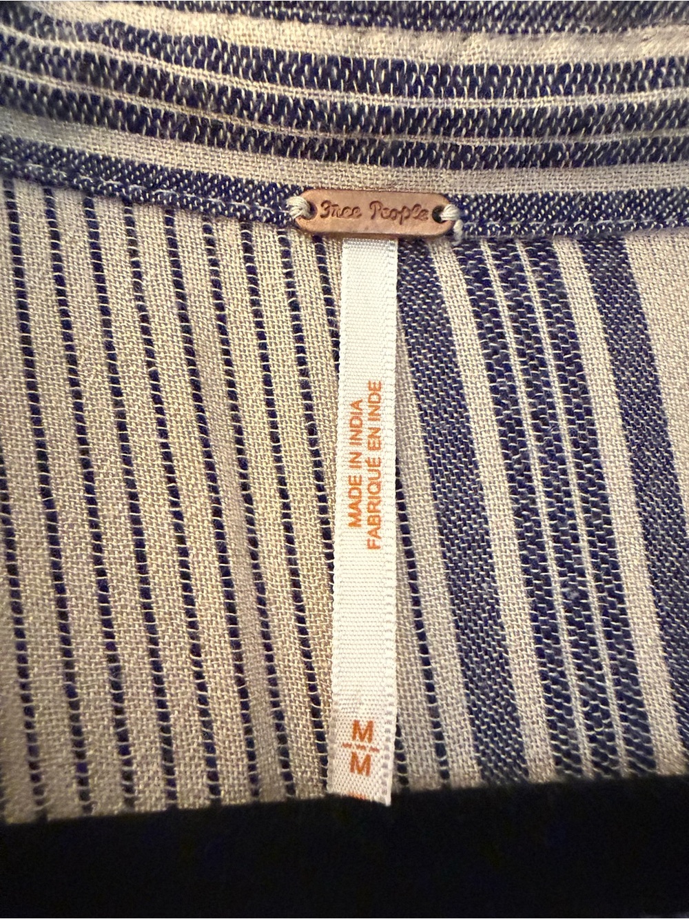Free People Baby Blues Stripe Button-Down in Blush and Blue Ombré. Size M - Picture 6 of 6